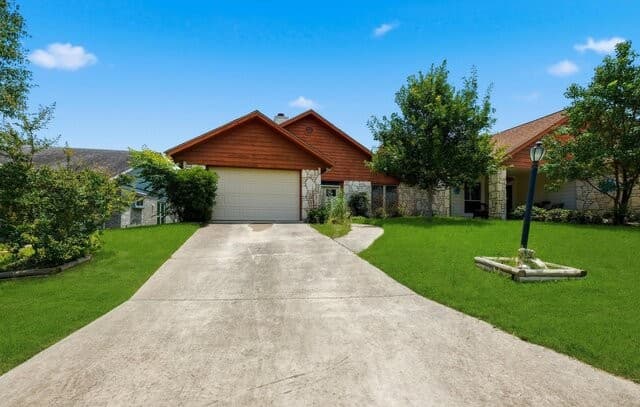 2-bedroom rental at 3813 Hunters Gln in Schertz, TX — photo 3