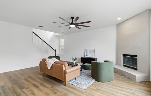 4-bedroom rental at 4930 Spyglass Vw in San Antonio, TX — photo 3