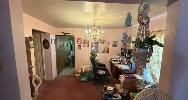 3-bedroom rental at 310 W Southcross Blvd in San Antonio, TX — photo 5