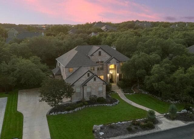 5-bedroom rental at 3123 Sable Crk in San Antonio, TX — photo 2
