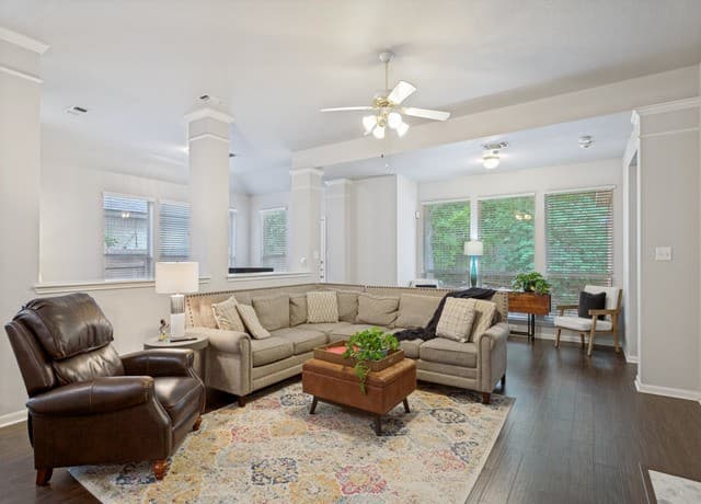 3-bedroom rental at 2510 Somerall in San Antonio, TX — photo 3