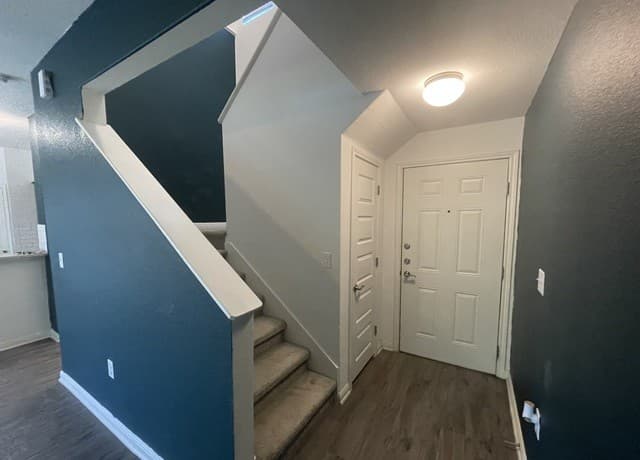 4-bedroom rental at 418 Lockhart in San Antonio, TX — photo 2