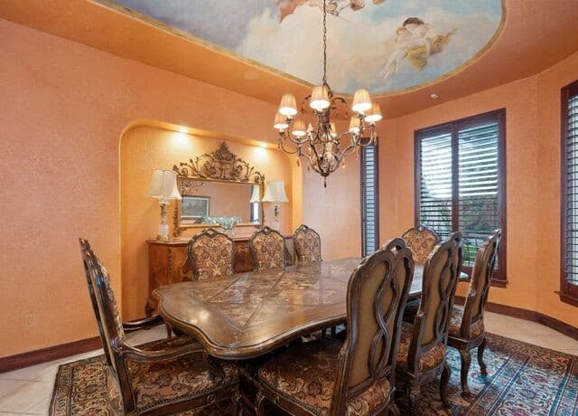 4-bedroom rental at 7 Park Mountain in San Antonio, TX — photo 5