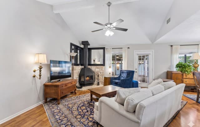 3-bedroom rental at 106 Lehmann St in Boerne, TX — photo 3