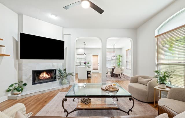 3-bedroom rental at 8355 Piney Wood Run in San Antonio, TX — photo 1