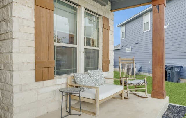 4-bedroom rental at 4902 Oxbow Bnd in St Hedwig, TX — photo 4