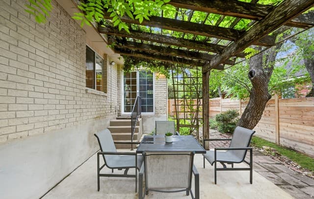 3-bedroom rental at 11223 Cedar Mtn in San Antonio, TX — photo 3