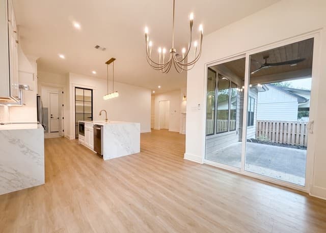 4-bedroom rental at 4211 Honeycomb St in San Antonio, TX — photo 2
