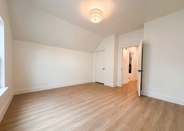 4-bedroom rental at 4211 Honeycomb St in San Antonio, TX — photo 4