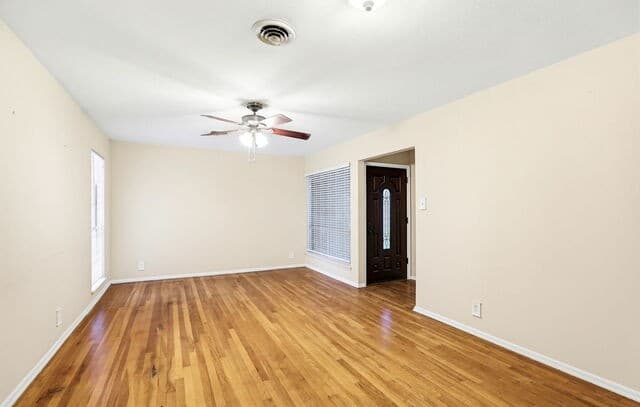 3-bedroom rental at 214 Sonata Dr in San Antonio, TX — photo 4