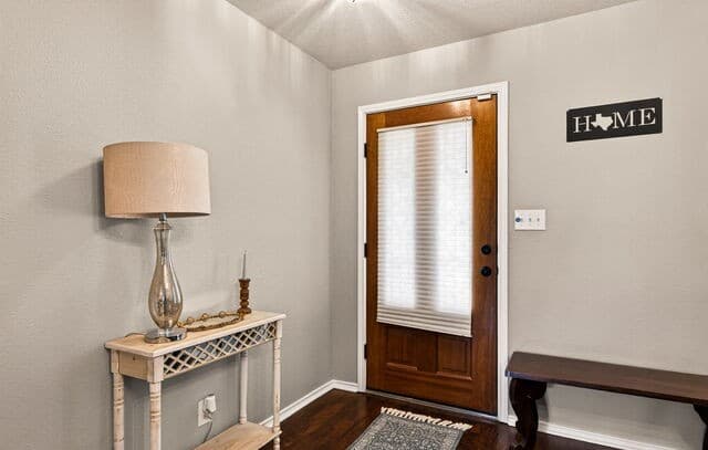 4-bedroom rental at 6664 Richland Pl in San Antonio, TX — photo 3