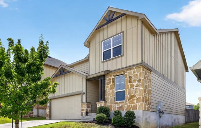 3-bedroom rental at 7619 Ponderosa Pine in Boerne, TX — photo 1