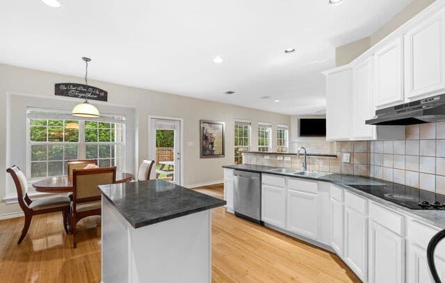 4-bedroom rental at 23622 Calico Chase in San Antonio, TX — photo 4