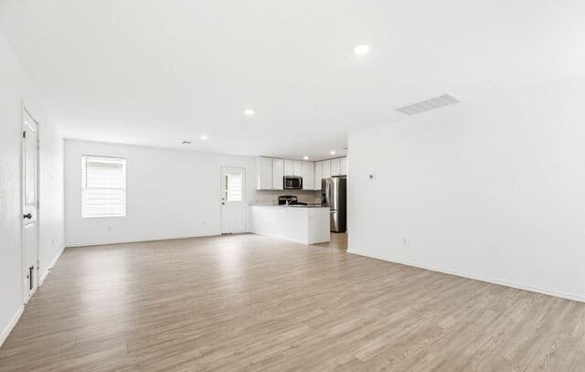 3-bedroom rental at 14623 Bolinger Ml in San Antonio, TX — photo 3