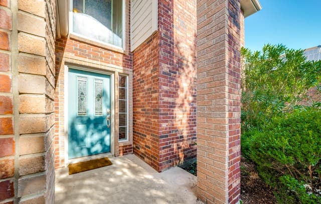 4-bedroom rental at 12027 Treewell Gln in San Antonio, TX — photo 3