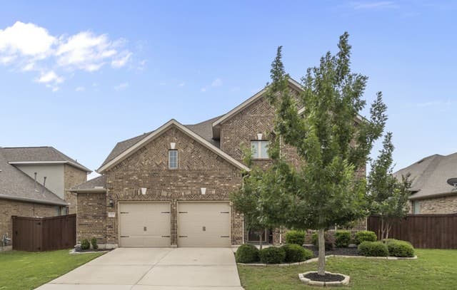 4-bedroom rental at 23118 Evangeline in San Antonio, TX — photo 1