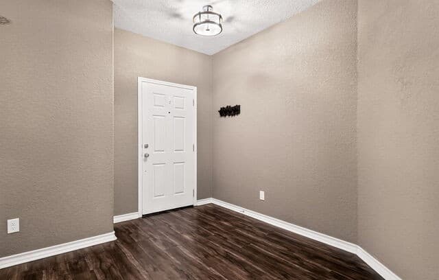 4-bedroom rental at 1514 Eagle Gln in San Antonio, TX — photo 4
