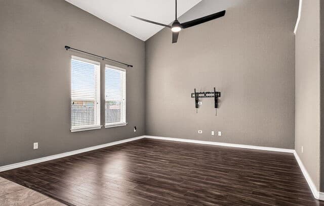 4-bedroom rental at 1514 Eagle Gln in San Antonio, TX — photo 5
