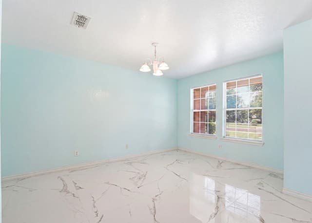 3-bedroom rental at 10010 Moongrove Pass in San Antonio, TX — photo 2