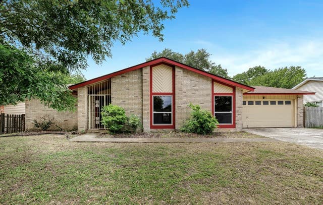 3-bedroom rental at 5118 El Capitan in San Antonio, TX — photo 2