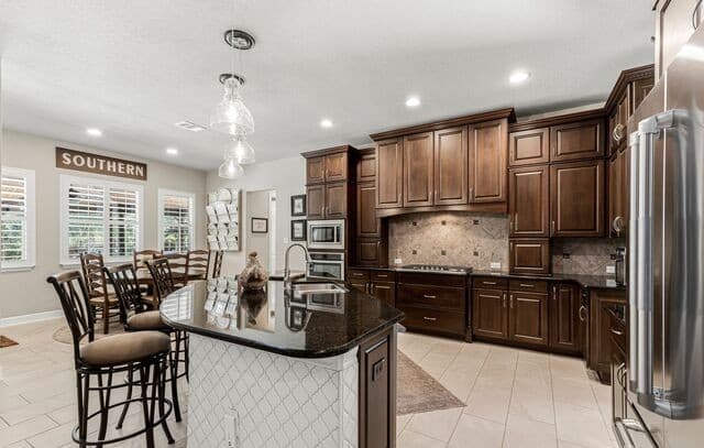 5-bedroom rental at 28006 Cascabel Ln in San Antonio, TX — photo 2
