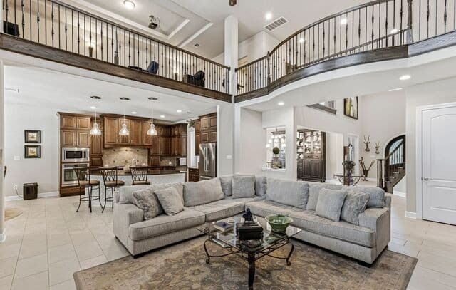5-bedroom rental at 28006 Cascabel Ln in San Antonio, TX — photo 4