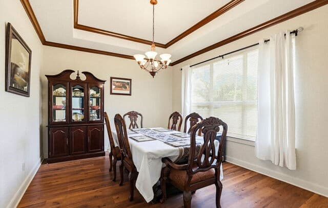 3-bedroom rental at 1103 Eagle View in Pleasanton, TX — photo 5