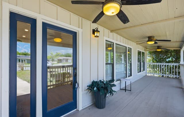 4-bedroom rental at 334 Karen Ln in San Antonio, TX — photo 4