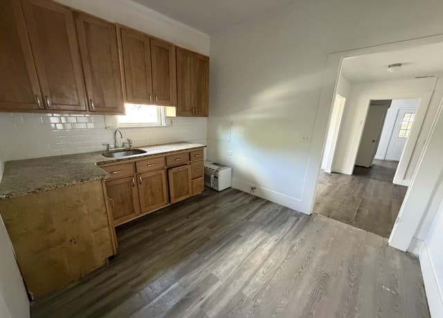 4-bedroom rental at 3007 W Gerald Ave in San Antonio, TX — photo 2