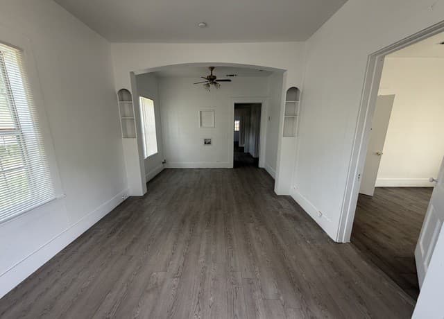 4-bedroom rental at 3007 W Gerald Ave in San Antonio, TX — photo 4