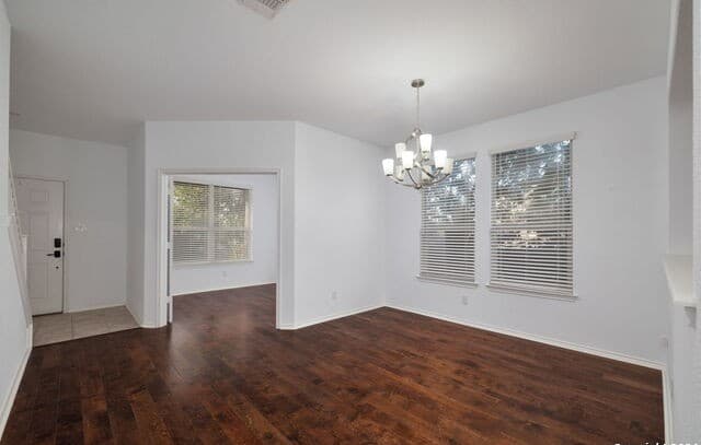 3-bedroom rental at 21258 Coral Spur in San Antonio, TX — photo 4