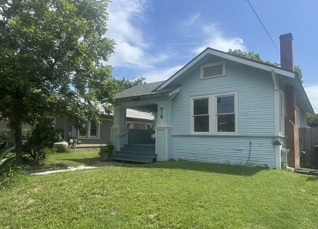 2-bedroom rental at 519 Wickes St in San Antonio, TX — photo 1