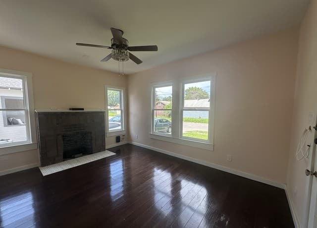 2-bedroom rental at 519 Wickes St in San Antonio, TX — photo 5