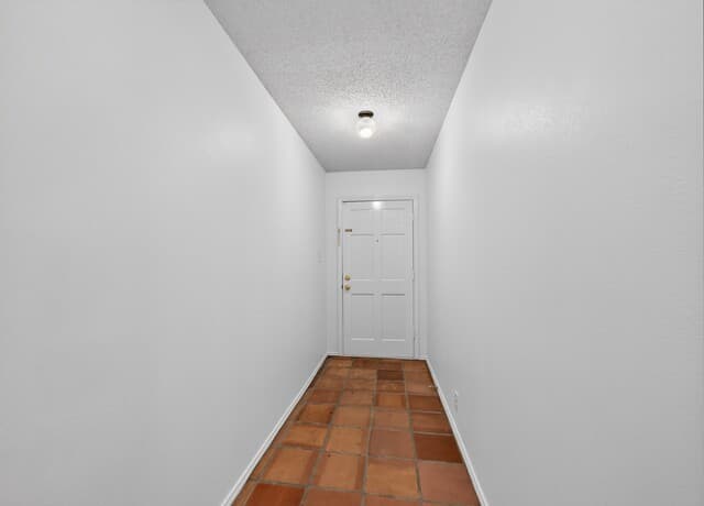 4-bedroom rental at 7735 Creek Trail St in San Antonio, TX — photo 3