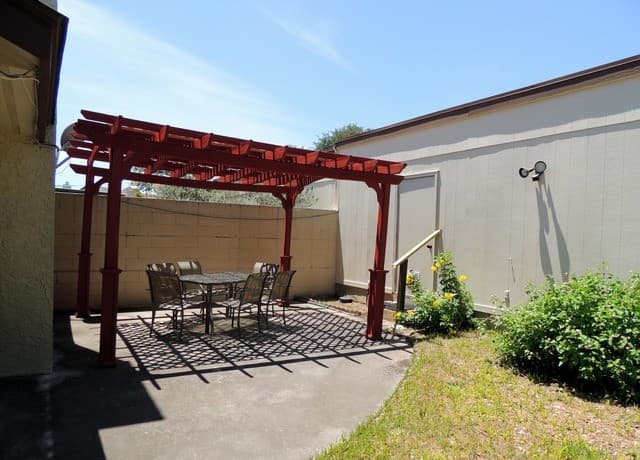 2-bedroom rental at 5845 Royal Bnd in San Antonio, TX — photo 5