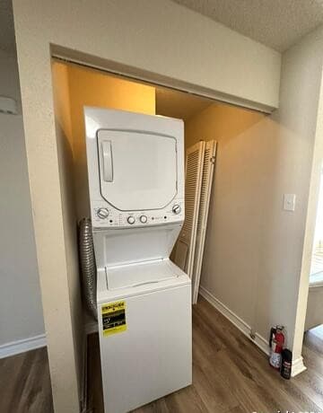 1-bedroom rental at 4949 Hamilton Wolfe Rd in San Antonio, TX — photo 5