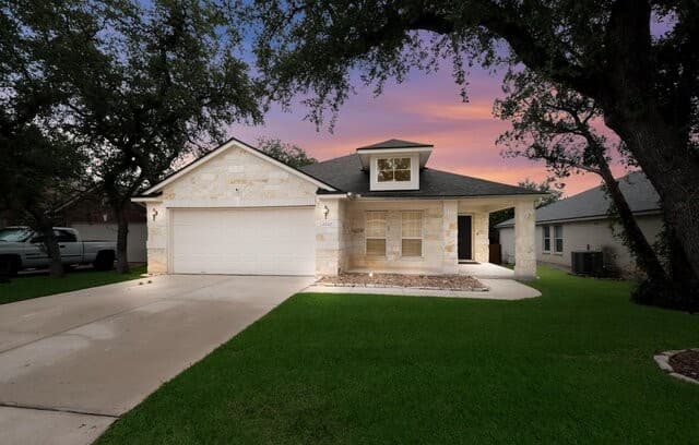 3-bedroom rental at 26122 Indian Clf in San Antonio, TX — photo 1