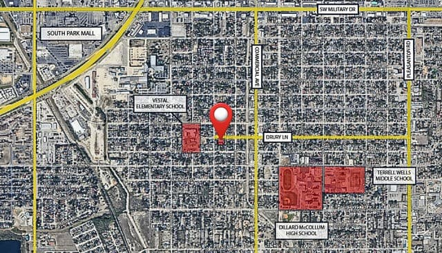 rental at 926/930 Drury Lane in San Antonio, TX — photo 4