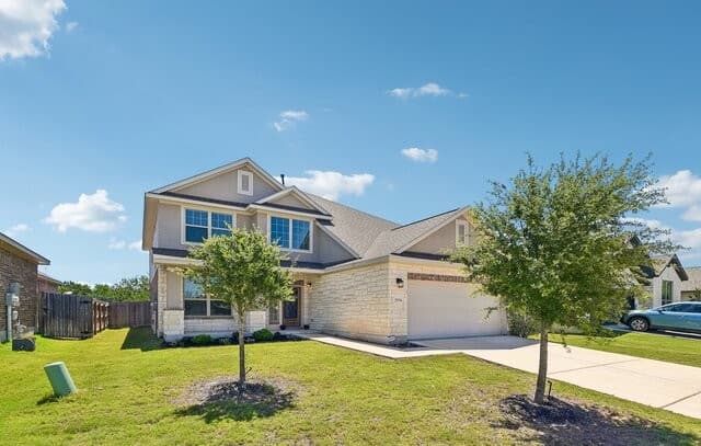 4-bedroom rental at 29734 Wackford Rdg in Fair Oaks Ranch, TX — photo 4