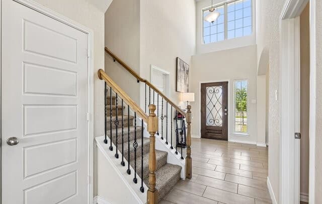 4-bedroom rental at 29734 Wackford Rdg in Fair Oaks Ranch, TX — photo 5