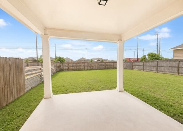 3-bedroom rental at 4342 Southton Way in San Antonio, TX — photo 3