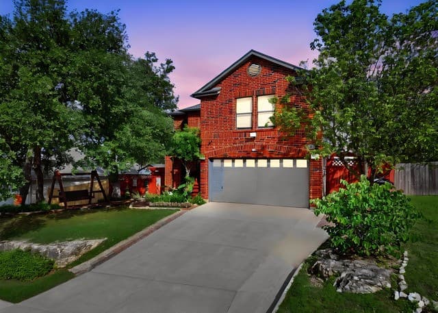 3-bedroom rental at 4707 Joshua Pt in San Antonio, TX — photo 1