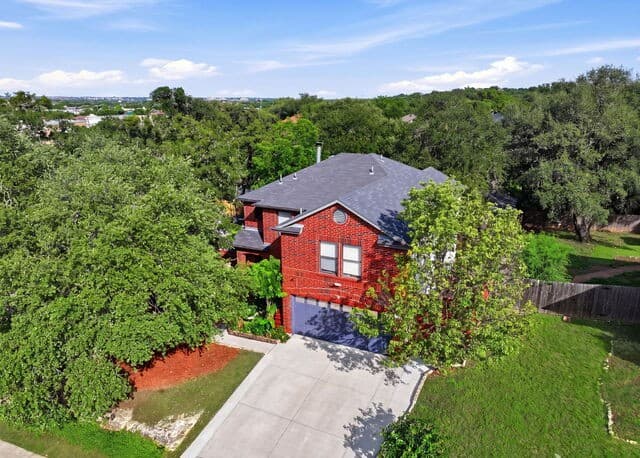 3-bedroom rental at 4707 Joshua Pt in San Antonio, TX — photo 2