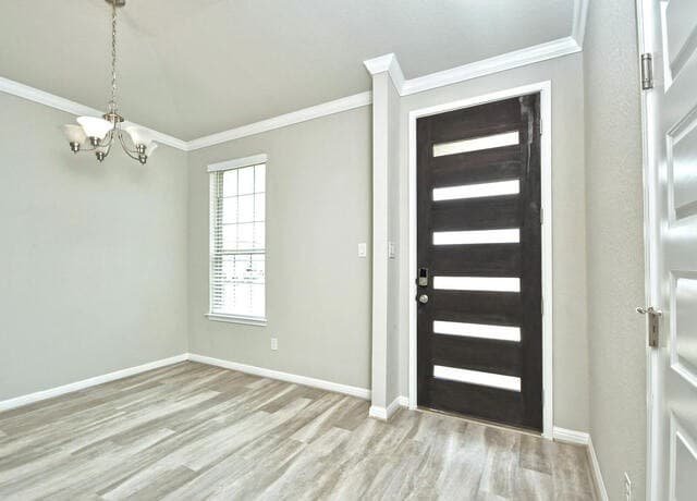 3-bedroom rental at 6519 Queen Carol in San Antonio, TX — photo 4