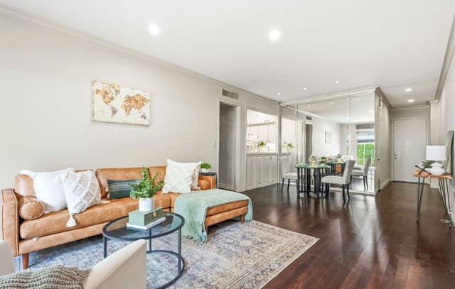 2-bedroom rental at 7711 Broadway Unit 7B in San Antonio, TX — photo 3