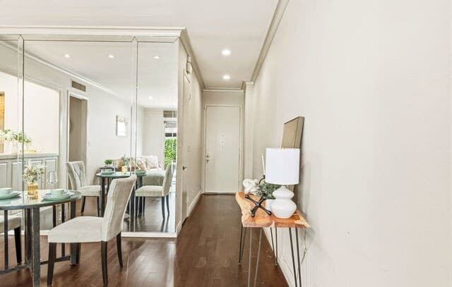 2-bedroom rental at 7711 Broadway Unit 7B in San Antonio, TX — photo 5