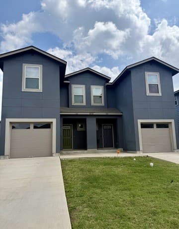 rental at 6418 Luglio Ln in San Antonio, TX — photo 1
