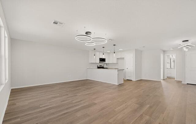 4-bedroom rental at 4140 Water Fall CV in San Antonio, TX — photo 4