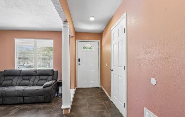4-bedroom rental at 2323 Townbreeze in San Antonio, TX — photo 4