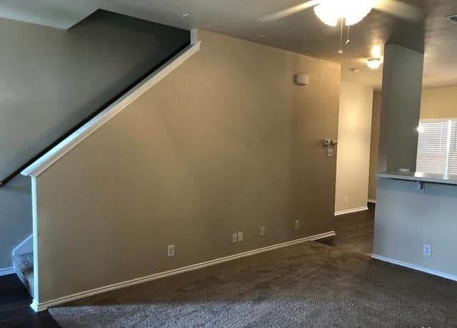 3-bedroom rental at 5514 Justin Cv in San Antonio, TX — photo 2